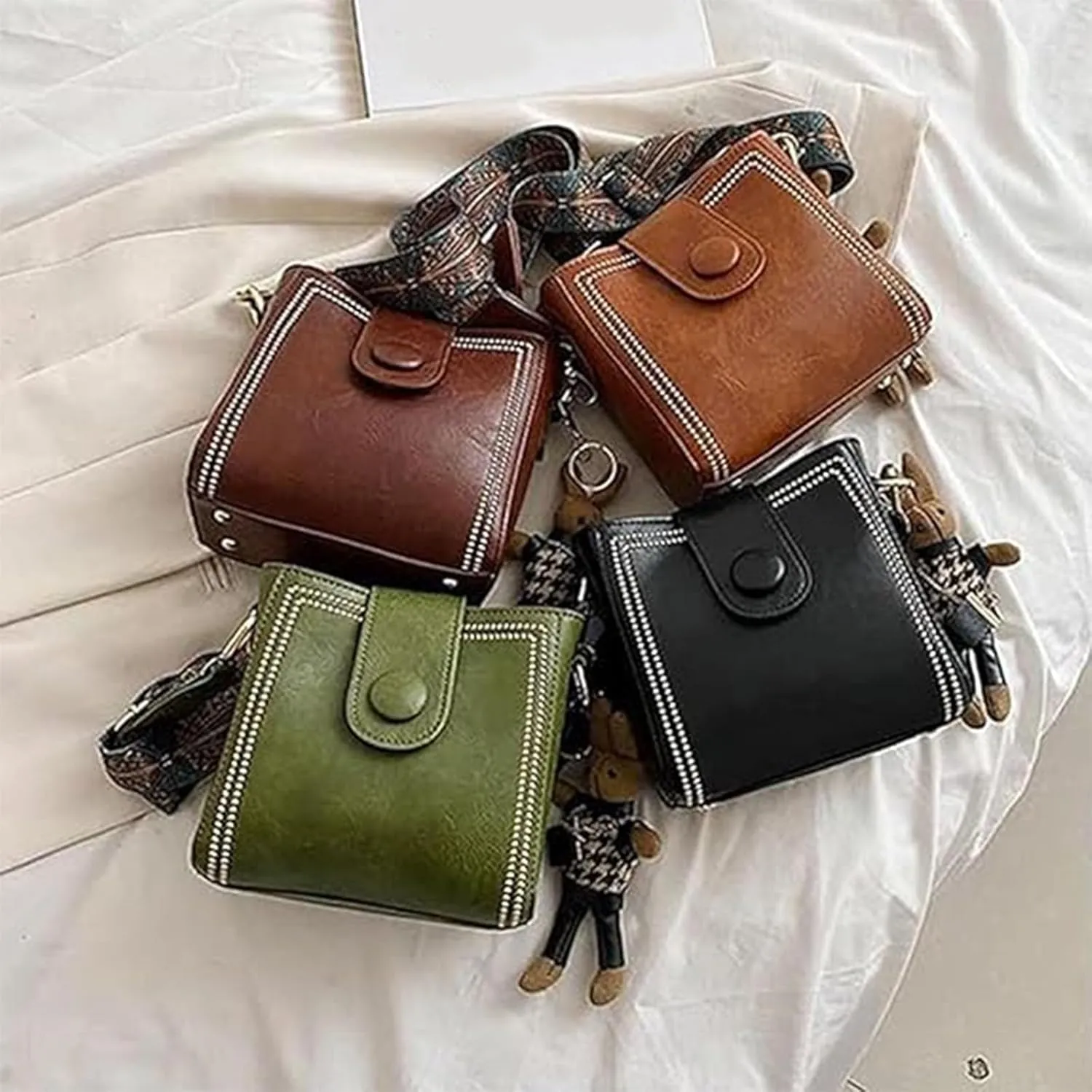 Bootara Bucket Bag, Women's Vintage Bunny Charm Bucket Bagwith Adjustable Wider Shoulder Strap, Travel Handbag