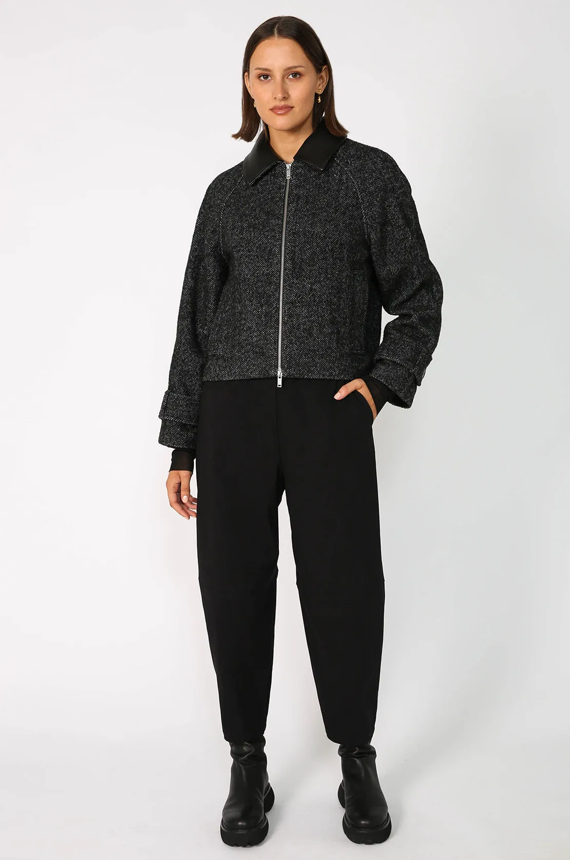 chore crop jacket / black|grey