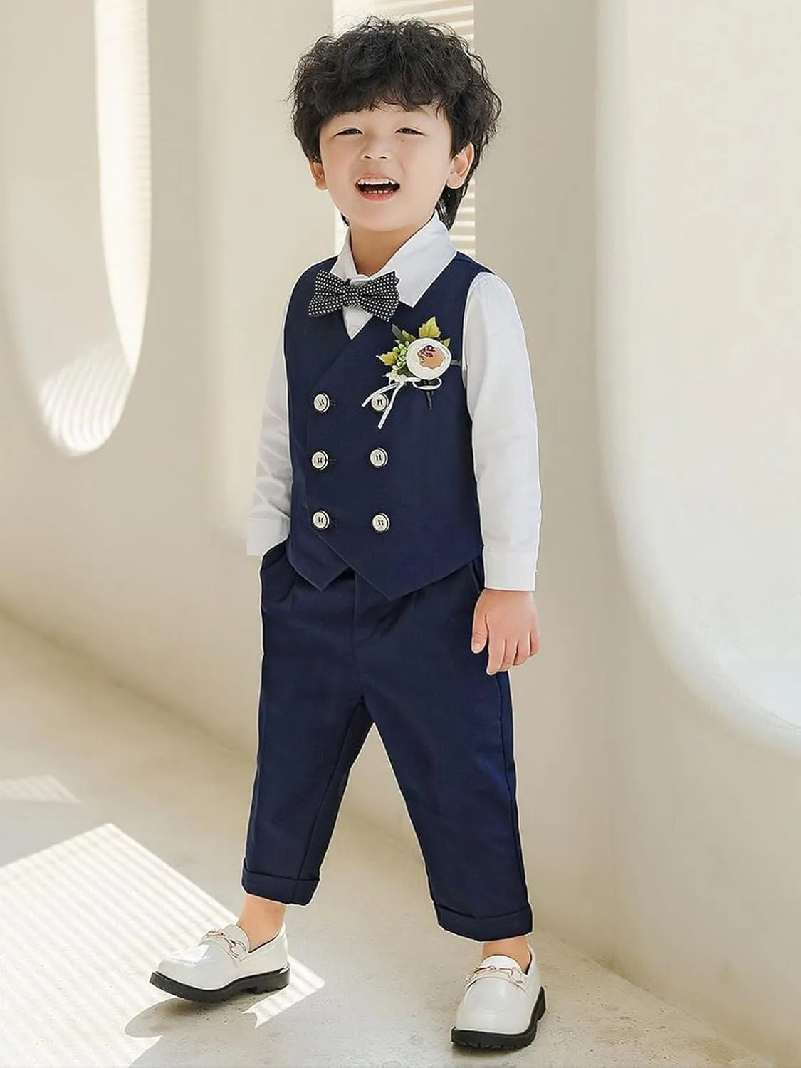 LOLANTA Boys' 4-Piece Formal Suit, Wedding Ring Bearer Outfit Vest Pants with Dress Shirt Bow Tie for Graduation 2-13 Years