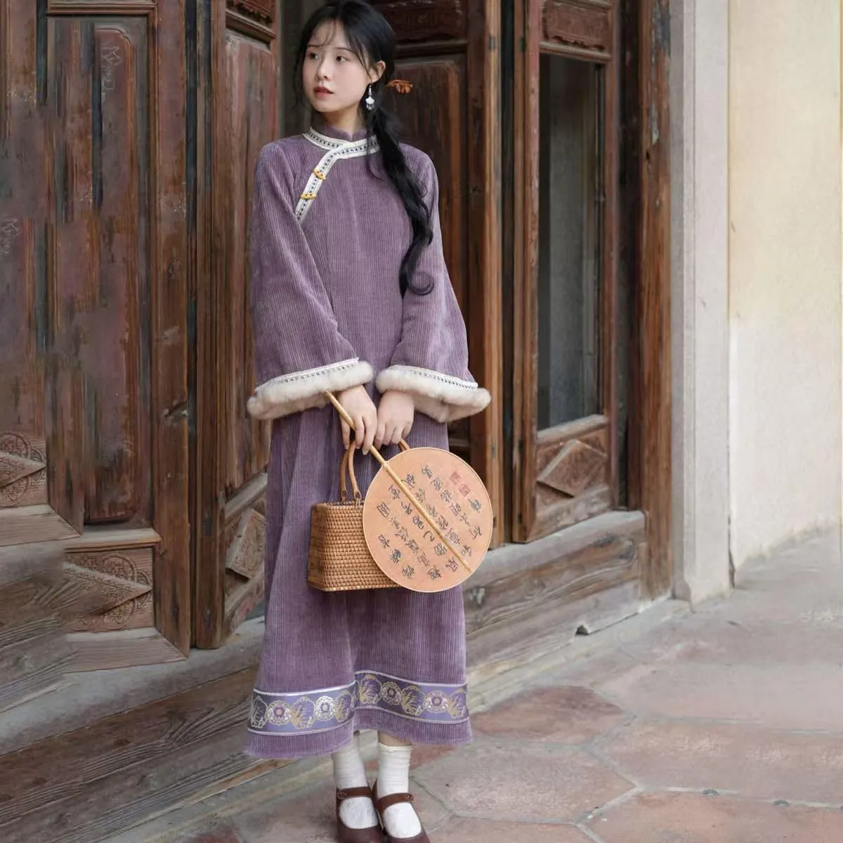 NCDUANSAN Chinese Style Long Sleeved Thick Cheongsam, Spring and Autumn Women's Retro Embroidered Vest Long Skirt
