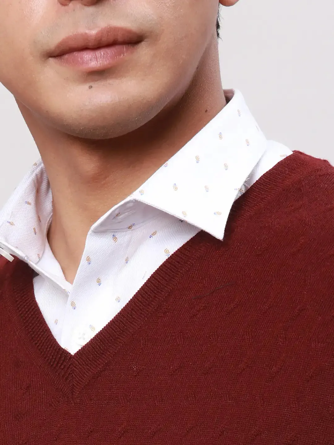 Park Avenue Men Red Solid Regular Acrylic Blend Sleeveless Pullover