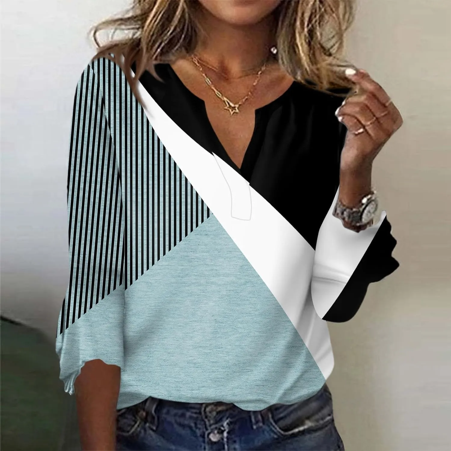 Women's Summer Tops Floral Print V Neck Basic Tees Bell 3/4 Sleeve Loose Casual Tunic Tops Summer Baggy Work Tops